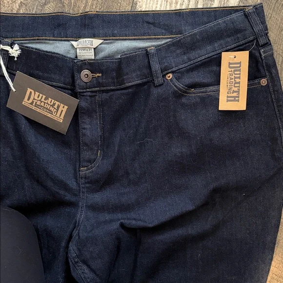Duluth Trading Co Women's Midnight Straight Leg Jeans - Picture 4 of 5